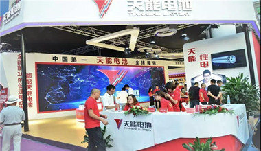 乐橙游戏电池亮相济南展 助推新能源汽车产业发展